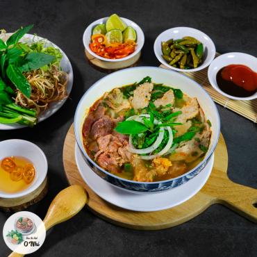 Hình ảnh về Bún Bò Tái Nạm Gân